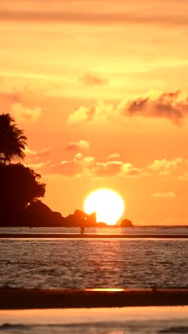 Big sun ret, close up large sun zoom sunrise red sky, clouds move high hot sun rise, dawn morning landscape sunrise timelaps, 4K nature sunrise sun up, red sunrise sky background.