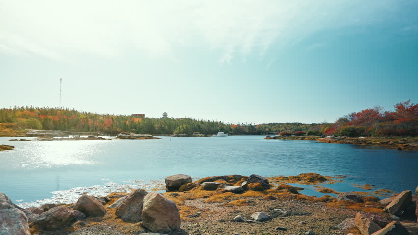 Nova Scotia’s landscapes.
Breathtaking, with rugged coastlines, rolling hills, forests, and charming villages. Stunning views and a perfect blend of nature, beauty, and serenity.