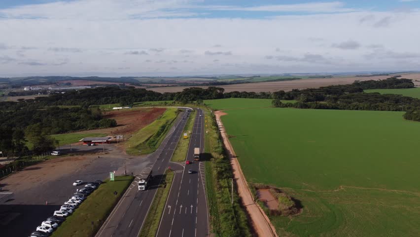 Image of the Gov Ney Braga Café Highway in the interior of Paraná