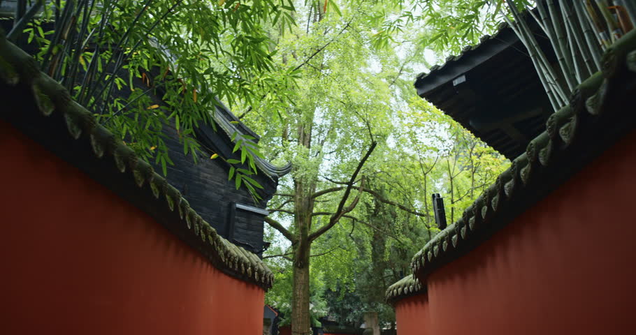 Chengdu, Sichuan, China. Passageway Through Wuhou Shrine Is Flanked On Either Side By Bright Red Walls. Alley With Red Walls To Mausoleum Of Liu Bei, Wuhou Memorial Temple.