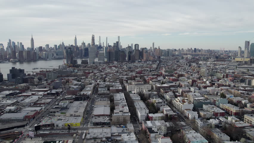 Best New York city skyline overview, looking over sunny NYC during sunny spring