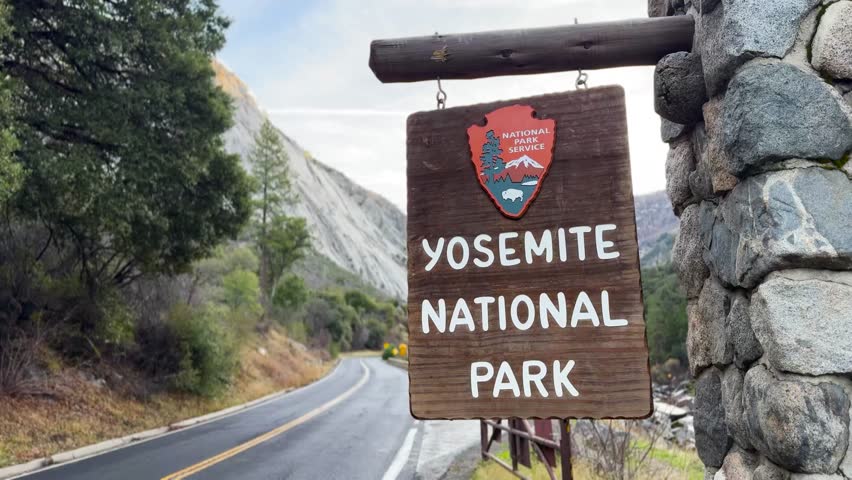 yosemite national park nps entrance sign STATIC SHOT