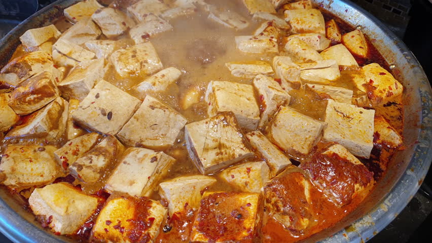 boiled stinky tofu Taiwan delicacy  healthy food 4k