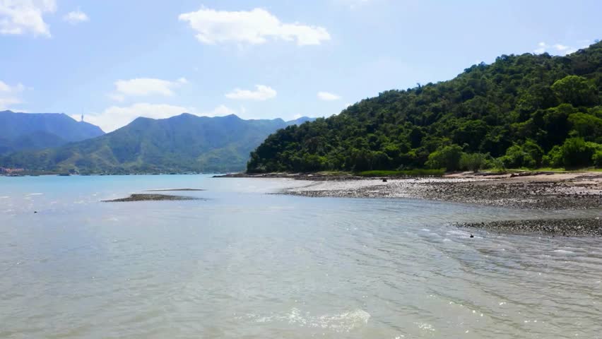 Serene Lakeside Landscape with Mountain Views and Shoreline