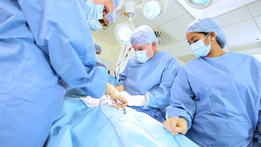 Surgeons performs performing perform operation. Surgeons performs performing perform operation
