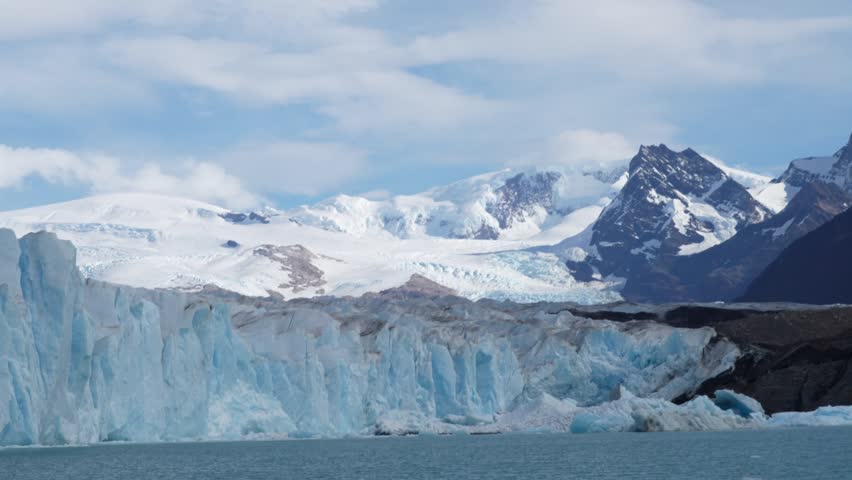 Perito Moreno glacier, Patagonia, Argentina Global warming is causing glaciers to break up and turn into water flowing into lakes.