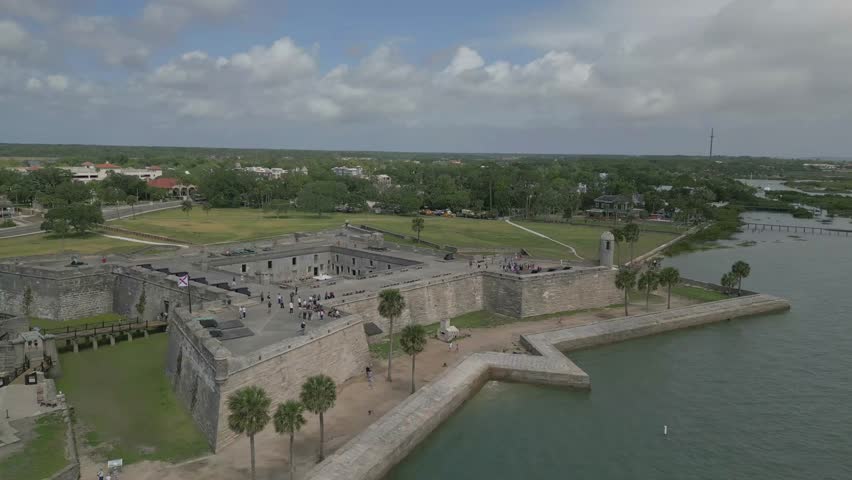Castilla san de Marcos reveal 4k