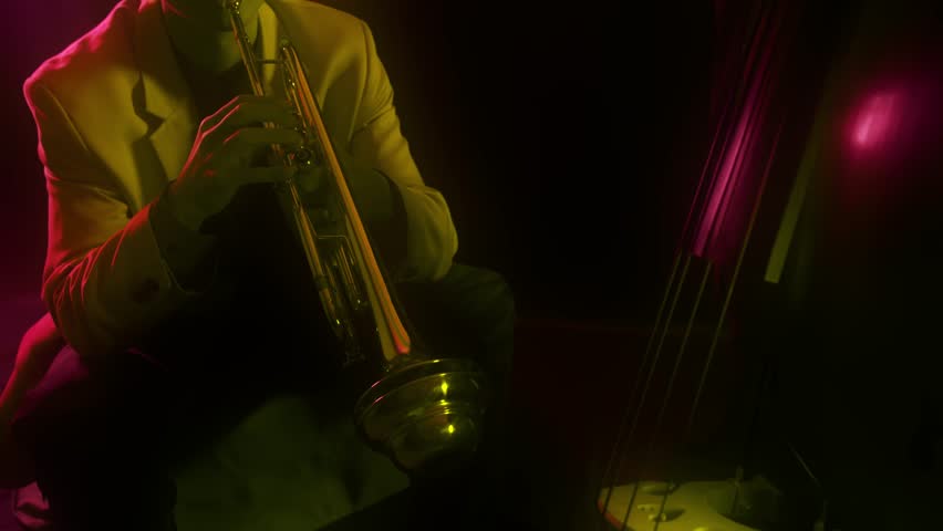 A stylish atmosphere with a double bass and trumpet duo performance