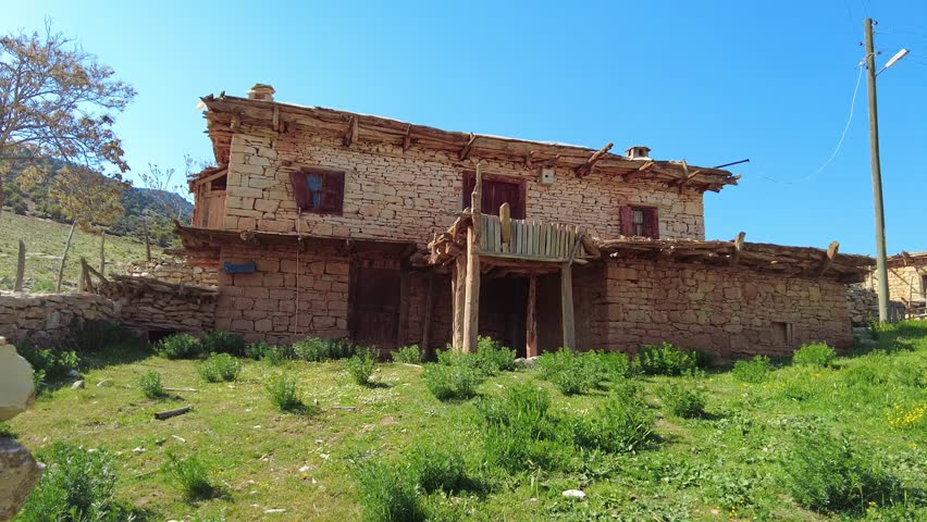 4K Ethnographic journey to Susuz village near Antalya - Discovering traditional life and stone houses in rural Turkey