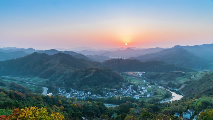 Stunning sunset timelapse over Anhui Shexian Shitan Scenic Area