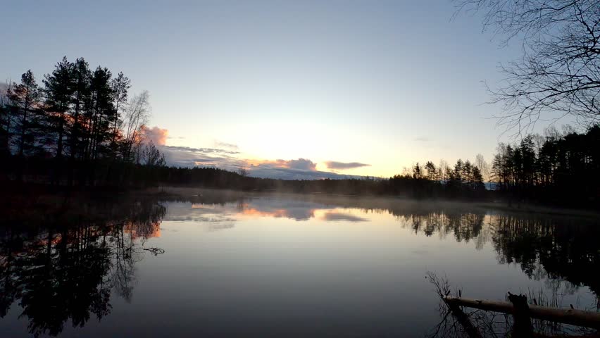 Early Spring Lake Timelapse with Morning Fog – Finland