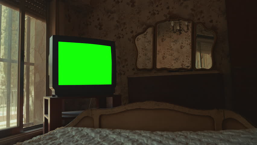 Retro CRT TV and Mirror with Green Screen