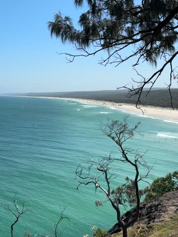 Freeman Lookout, Port Elliot, Victor Harbor – Stunning 4K Aerial Drone Footage Featuring Coastal Town, Green Bay, Horseshoe Bay, Boomer Beach, Strong Ocean Waves on Rocky Coast of Australia