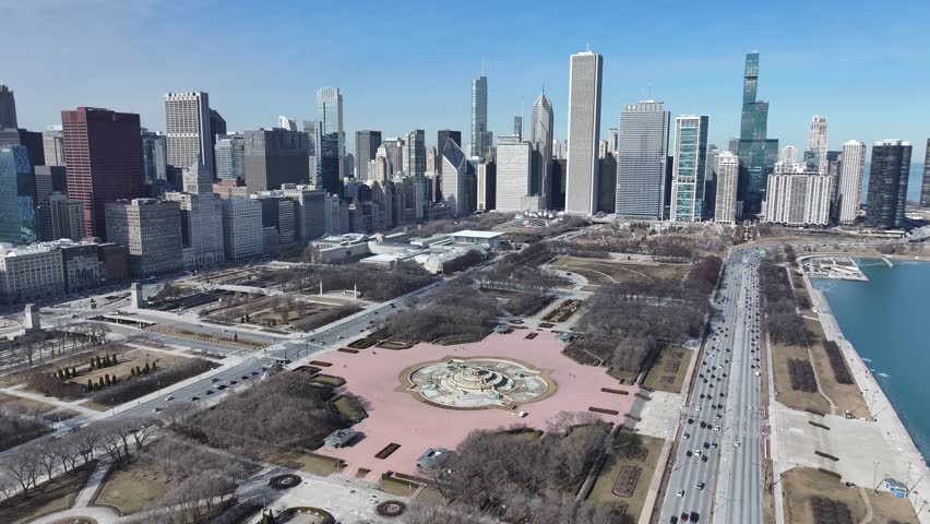Lakefront Park At Chicago In Illinois United States. Downtown District. Highrise Buildings Landscape. Lakefront Park At Illinois United States. Metropolitan Park. Stunning Cityscape.