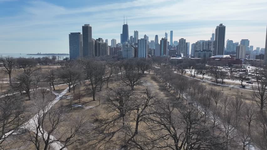 Lincoln Park At Chicago In Illinois United States. Downtown City. Leisure Park Landscape. Lincoln Park At Illinois United States. Metropolitan District. Winter Scenery.