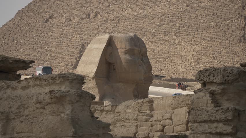View of the Great Pyramid and Sphinx at Giza on a sunny day, Giza, Cairo, Egypt, Africa