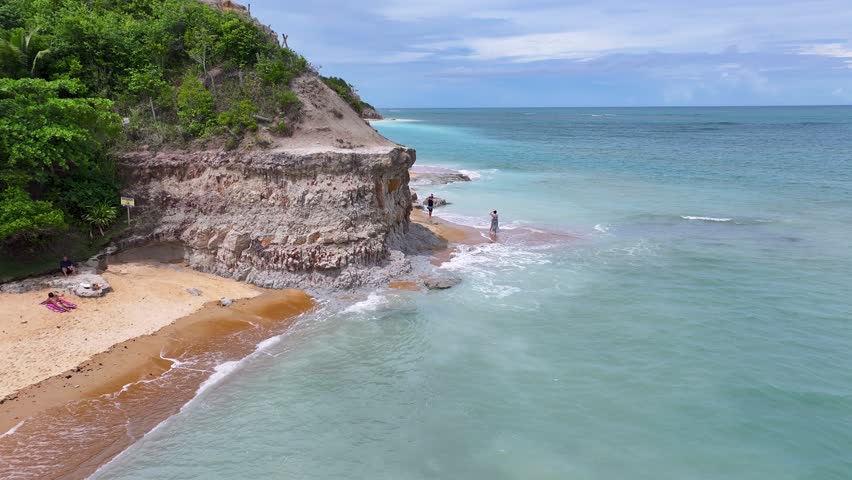 Mirror Beach In Porto Seguro Bahia Brazil. Turquoise Ocean Waves Gently Crashing On Tropical Beach. Deserted Skyline Leisure Wanderlust. Leisure Water Edge Shore. Porto Seguro Bahia.