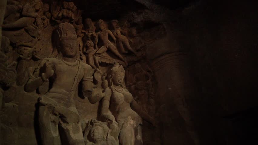  Elephanta Caves, UNESCO World Heritage Site, Mumbai, India.