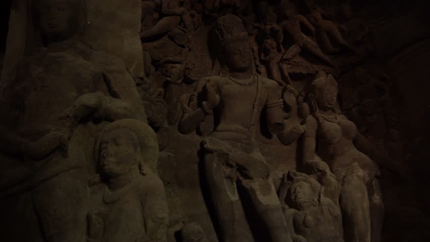  Elephanta Caves, UNESCO World Heritage Site, Mumbai, India.