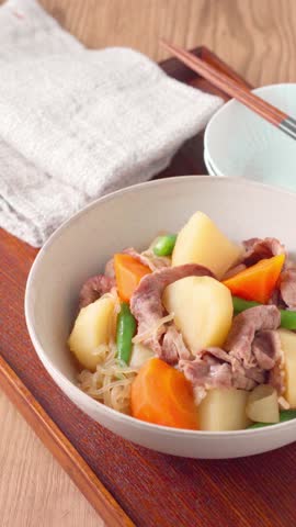 Nikujaga (Japanese Simmered Meat and Potatoes)