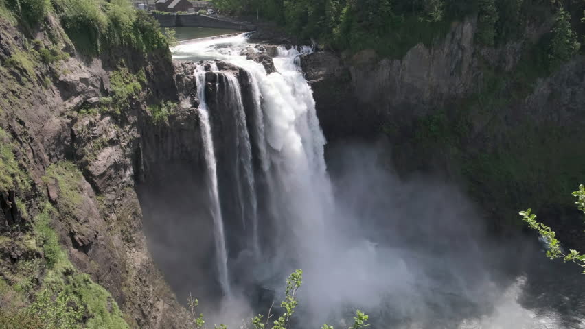 Snoqualmie Falls in Washington, USA