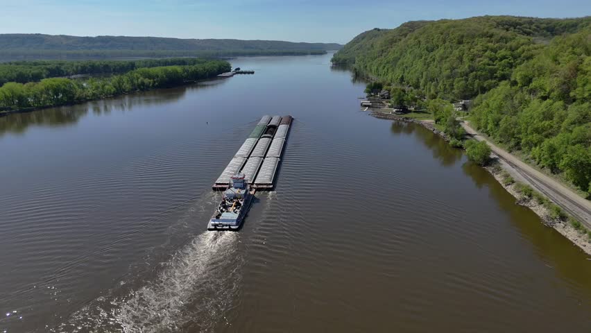 Located along the Mississippi River between Minnesota and Wisconsin