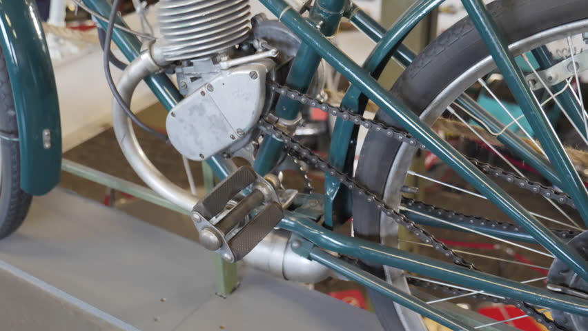 Old Style Motor Bike Video