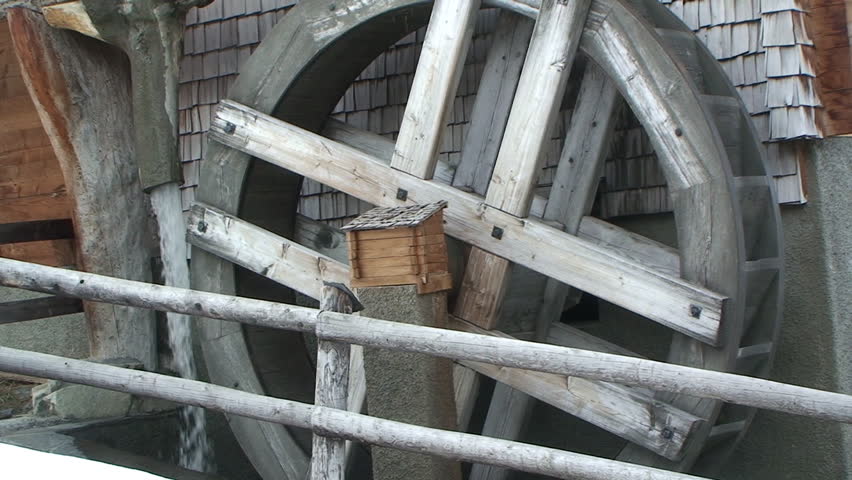 Old water wheel out of service