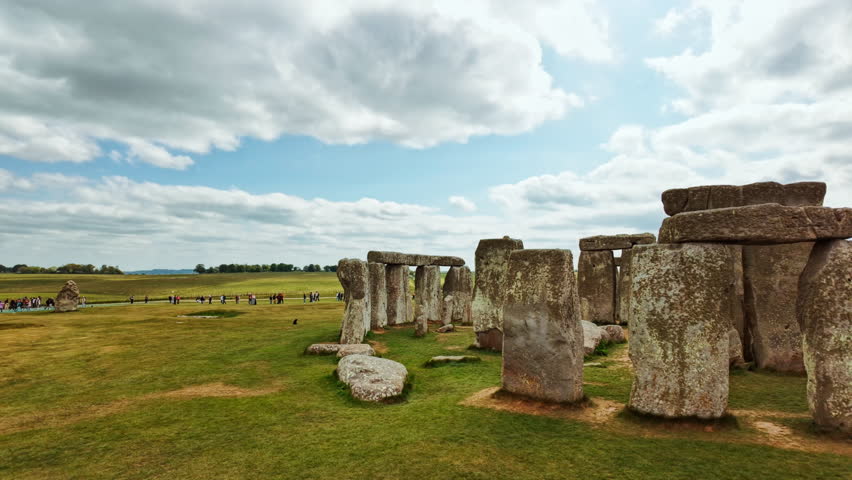 Monolithic sarsen pillars arranged in concentric rings dominate the landscape at Stonehenge, Salisbury, Wiltshire, England, UK
