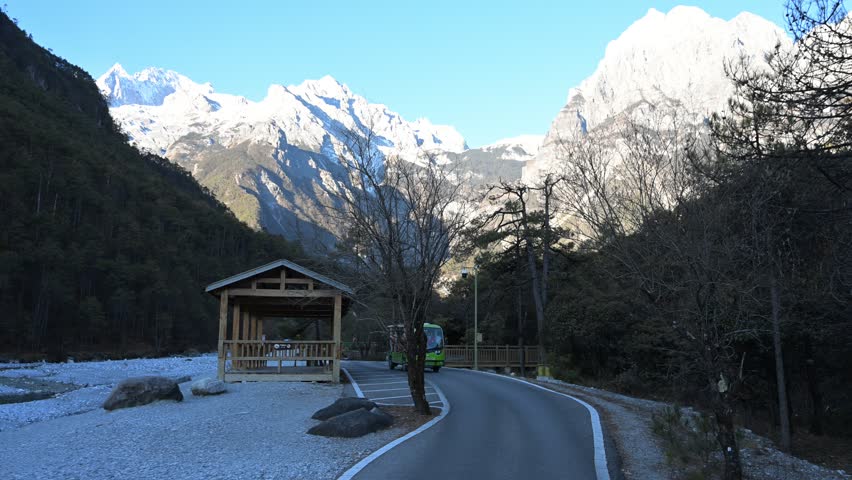 Jade Dragon Snow Mountain,Yunnan,Kunming,China,snowy peaks,majestic views,high altitude,serene landscape,travel destination,pristine snow,cultural heritage,adventure tourism,stunning panorama
