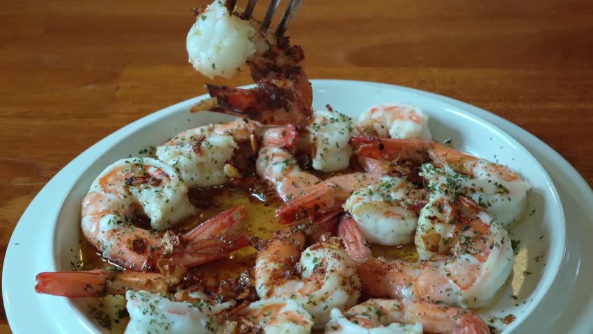 Fried shrimp with garlic salt and oregano