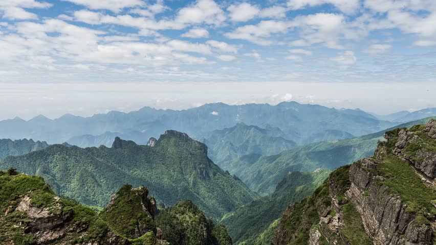 Hubei Shennongjia Valley Beautiful Scenery Clouds Timelapse Video