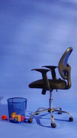 Swivel Chair Rotating – 4K Video of Office Furniture in Motion Capturing Smooth Rotation and Modern Workspace Design

