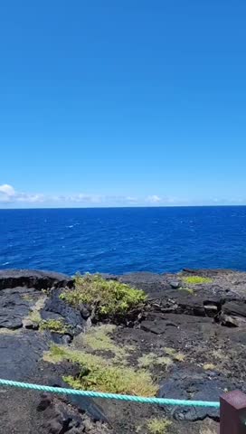 Holei Sea Arch in Volcanoes National Park on the Big Island of Hawaii