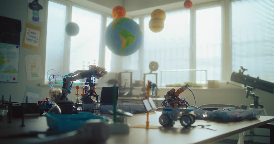 STEM Classroom with Solar System Models, 3D Printers, Robotic Arms and Constructor of Renewable Energy Models. Creative Space for Students Focused on Studying Science, Technology and Innovation.