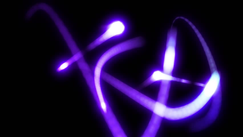 Dynamic tracer light transitions with vivid neon streaks and high-speed motion. Perfect for energetic edits, music videos, or sci-fi sequences needing futuristic light FX