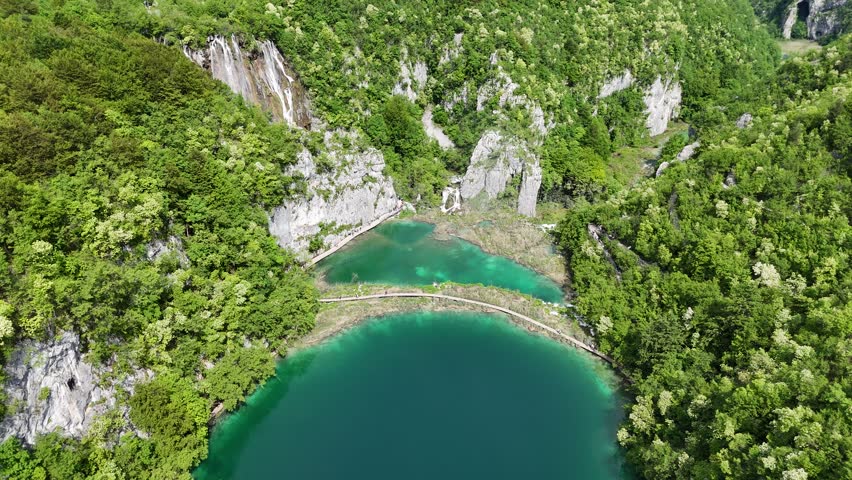 PLITVICE LAKES NATIONAL PARK CROATIA 