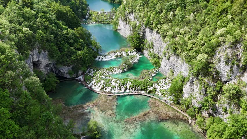 PLITVICE LAKES NATIONAL PARK CROATIA 