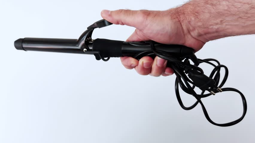 Unlock flawless, bouncy curls in minutes. This step-by-step guide shows how to use a curling iron like a pro for soft, natural waves-no frizz, just effortless glam