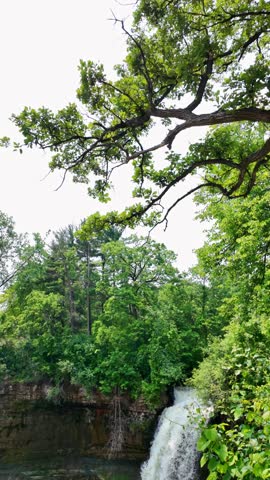 Minnehaha Falls at Minnehaha Falls Park