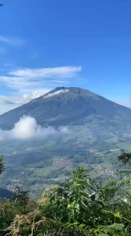 amazing clouds in the mountains