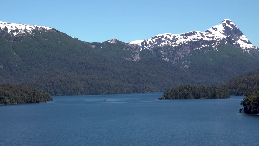 Beautiful nature places from Argentine district lakes 