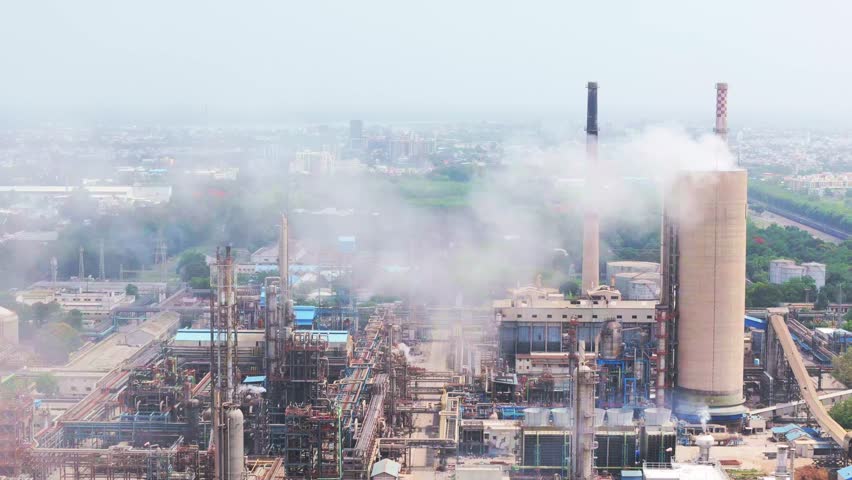 Drone captures chemical haze over massive Industry plant, Aerial View of Pollution from Mega Factory, Dense smog coils from giant industrial, Reveals Carbon Discharge Driving Climate Shift, Smoke Air