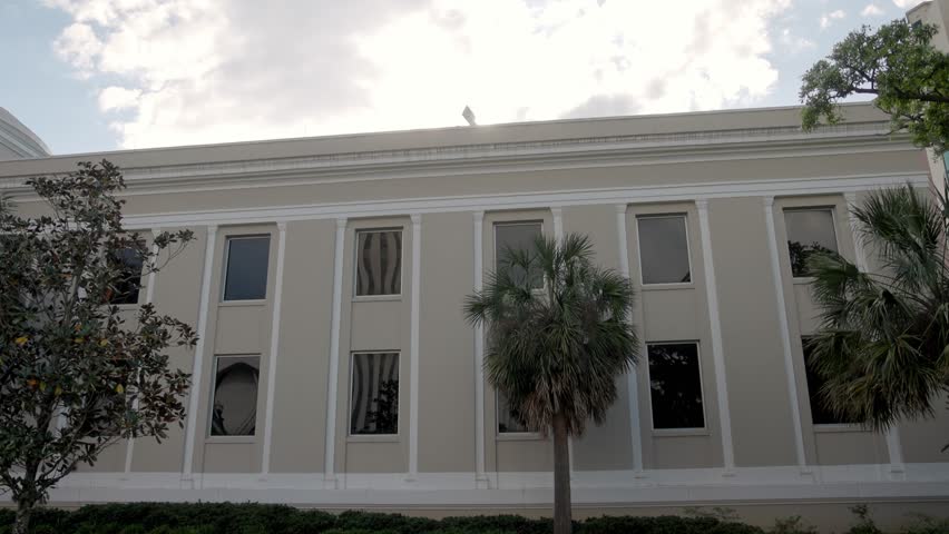 Supreme Court of Florida building with video close up panning right to left.