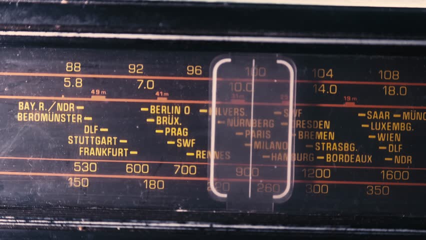 Vintage Radio station tuner scans European Waveband frequency zones
