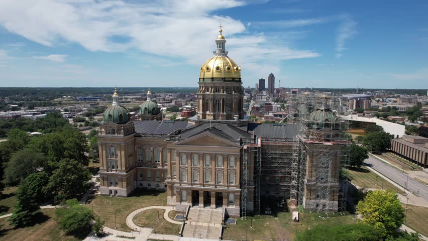 Aerial Drone Showcase of Iowa State Capitol, Des Moines, Iowa
