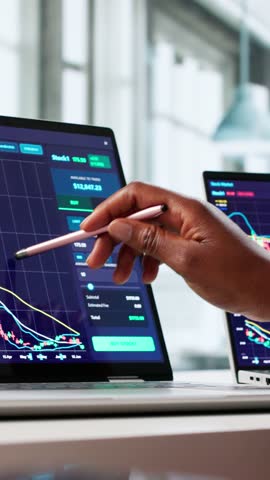 KPI Business Analytics Dashboard On Laptop Computer