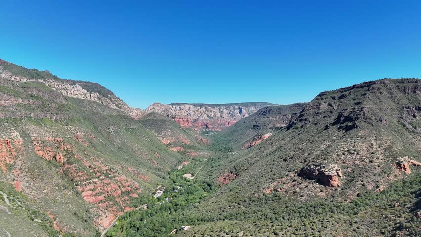 Sedona Oak Creek Canyon towards Flagstaff