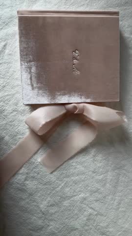 Luxury velvet photo album with silk ribbon. Handcrafted from 100% silk velvet, with pockets for photos. Perfect as a wedding album, guest book, or family keepsake.