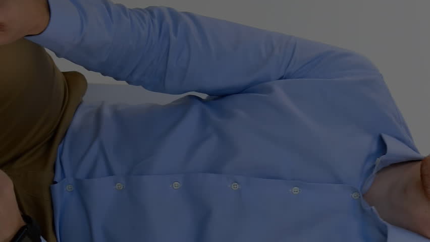 Animation of financial data processing over businessman wearing vr headset. global finances, business, data processing, digital interface and technology concept digitally generated video. - Powered by Shutterstock - Get 15% off with code: PIKWIZARD15